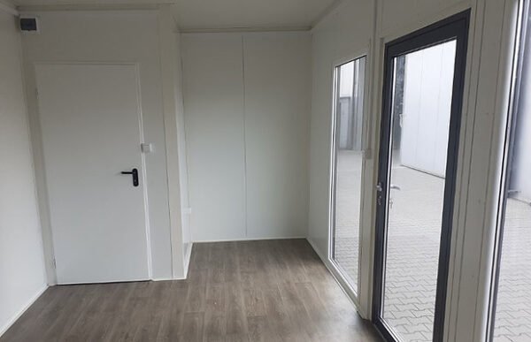 Container Bureau aménagé de 18 m2 avec Toilettes – Image 7